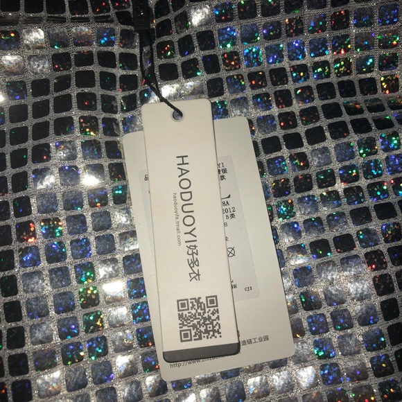 party crop top🖤🖤 - Picture 3 of 3